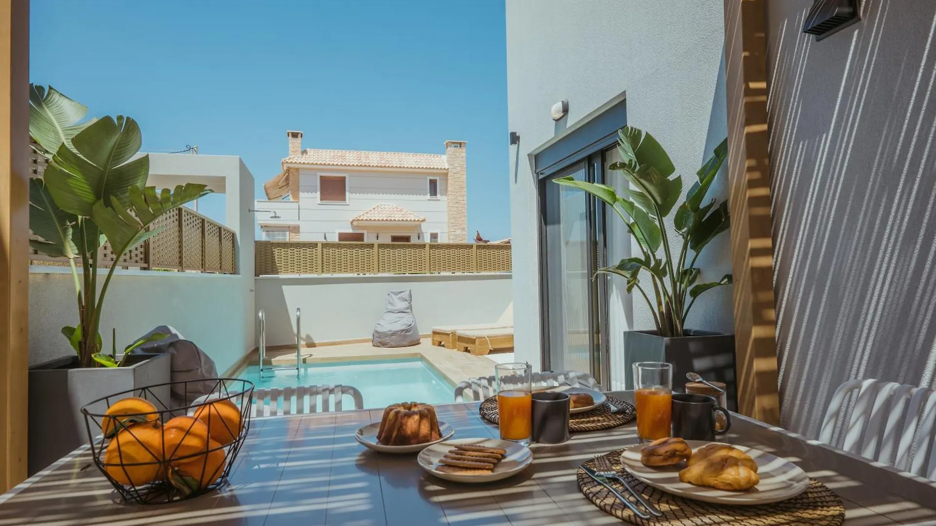 Anemmaro Villa 1 In Crete Gournes Gouvon